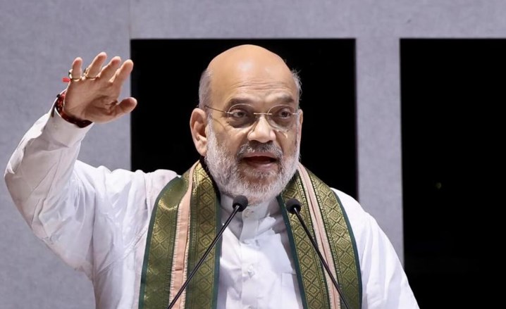 'Rahul Gandhi didn't visit Ram temple for fear of losing vote bank: Amit Shah'