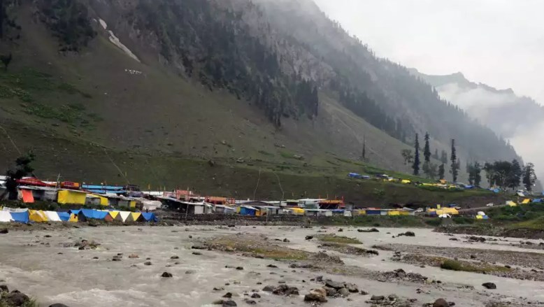 'Amid decline in arrival of devotees, Amarnath yatra remains suspended from Jammu'