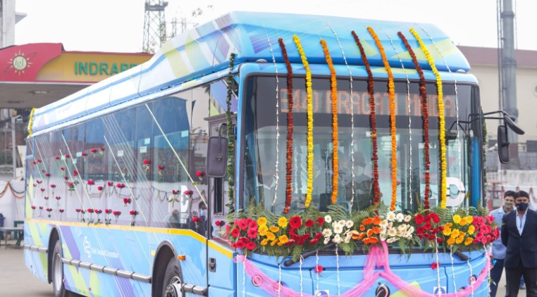 'Delhi CM Arvind Kejriwal flags off 150 electric buses; free travel for 3 days'