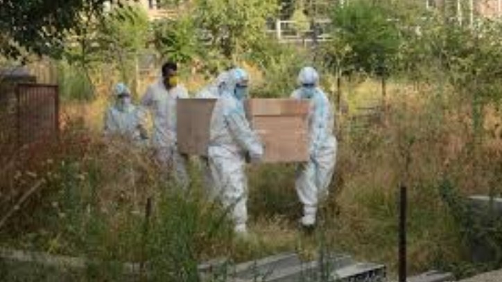 Covid-19 claims 18 more lives, J&K toll 1166