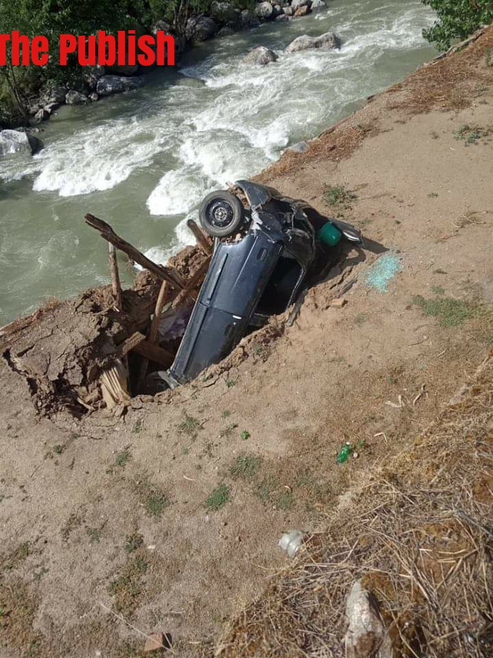 One dead, one Injured as Alto skids off road on Deadly Thathri-Gundoh road
