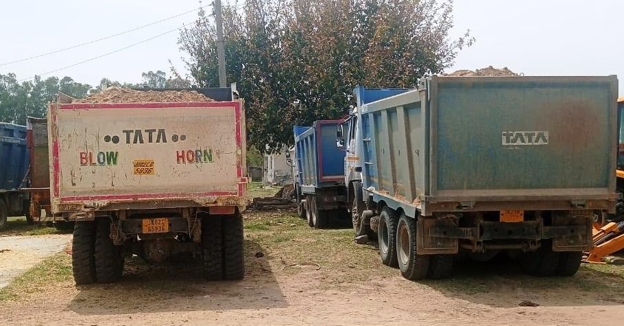 4 excavators, 6 dumpers working against mining rules seized in Kathua