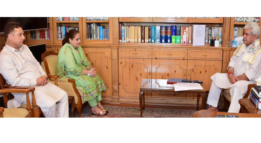 DDC Chairperson Ganderbal, President JK Workers Party call on Lt Governor