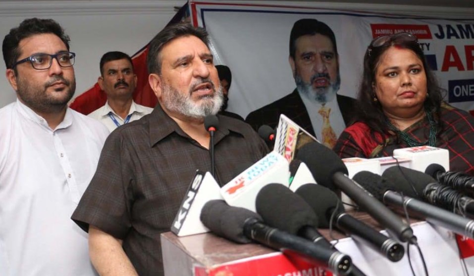 Apni Party believes in strengthening of democratic institutions in J&K: Altaf Bukhari