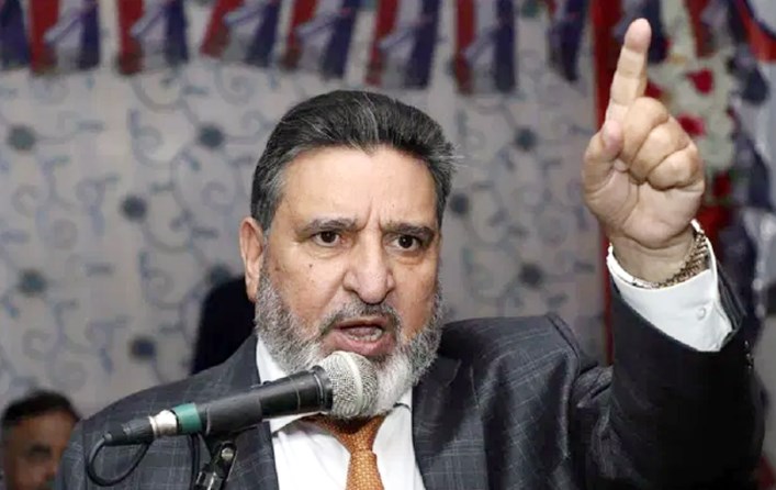 Our doors open for Jamaat, Hurriyat: Altaf Bukhari