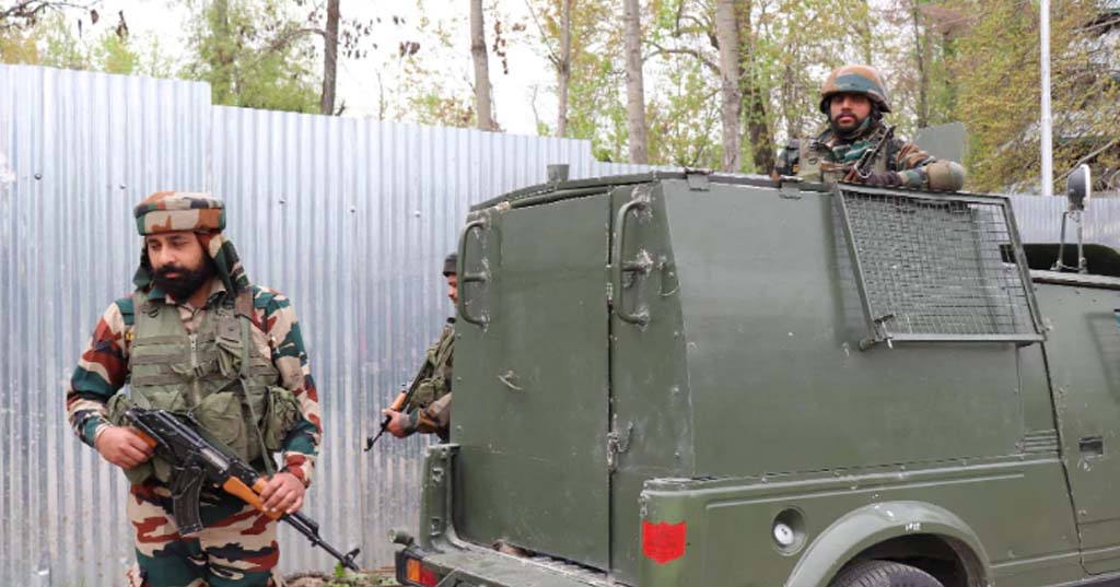 Militant killed in ongoing encounter in South Kashmir’s shopian 