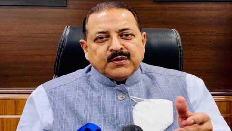 Dr Jitendra Singh visits registration camp for Kashmiri Migrants at J&K House, New Delhi