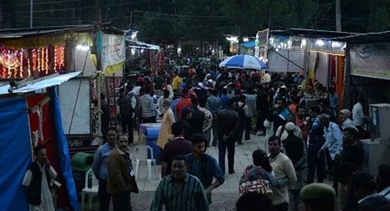 3,142 pilgrims pay obeisance at the Holy Cave