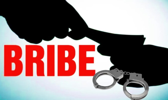 ACB arrests forester for accepting bribe in J&K