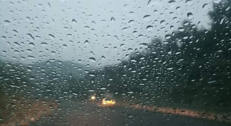 Light to moderate rain, thunderstorm likely in J&K in next 24 hours