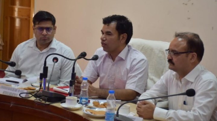 Comm Secy Revenue visits Rajouri, reviews functioning of Revenue Deptt