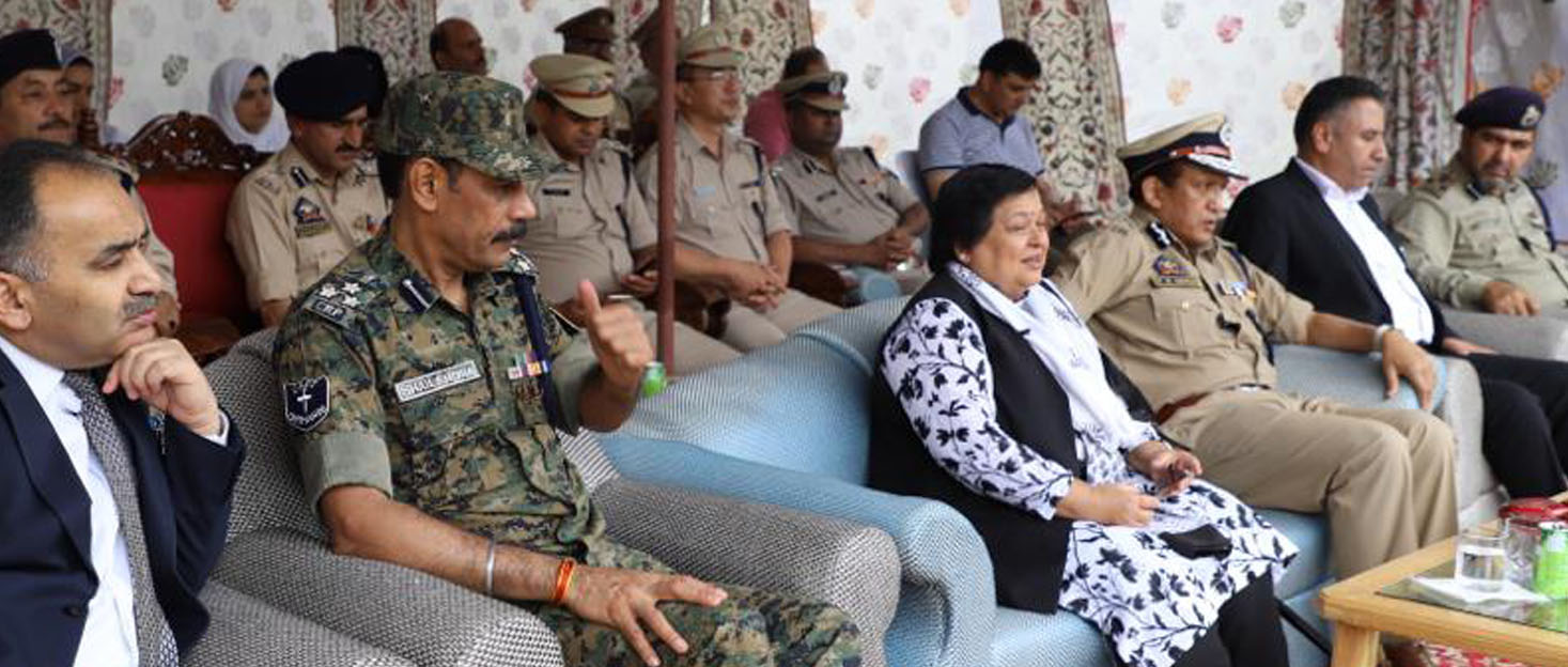 CJ Gita Mittal visits Central Jail Srinagar