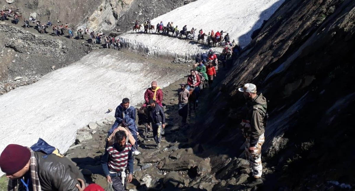 Amarnath yatra crosses 2 lakh mark in 16 days, highest in 4 years