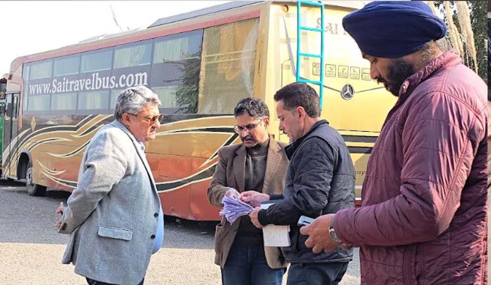 Transport Commissioner inspects Lakhanpur Post, RTO office Kathua