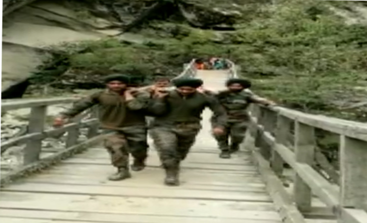 Indian Army evacuates Chitto Mata yatris in Chittoo area of Paddar