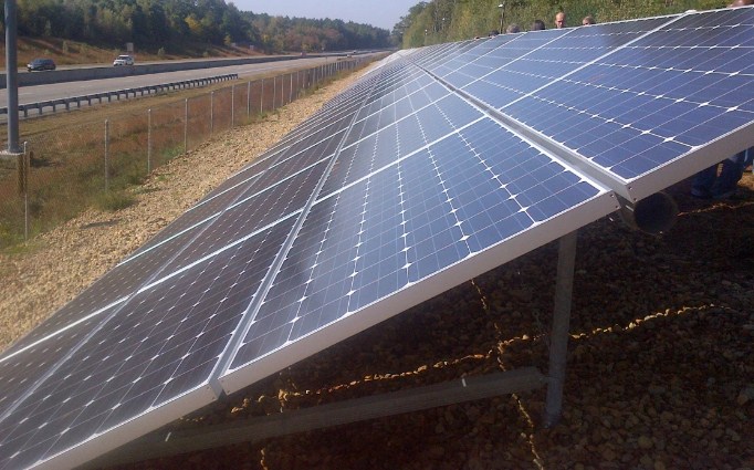 Lt Governor for time-bound conservation, development of Dal Lake