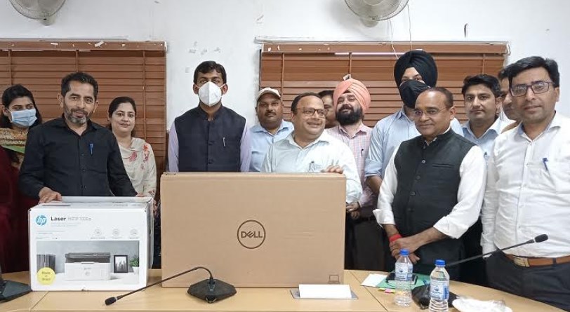 DC Jammu reviews functioning of revenue department