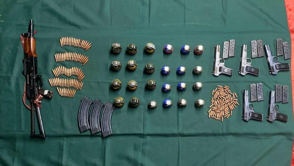 War like stores recovered by Army near LoC in north Kashmir