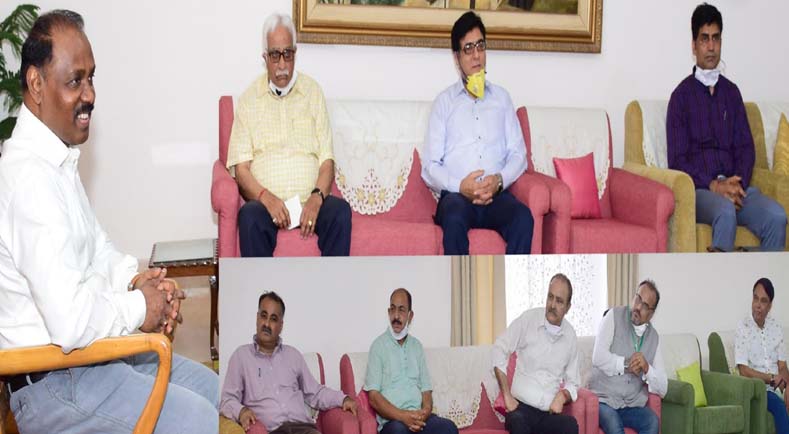 Representatives of Kashmiri Pandit delegations call on Lt Governor