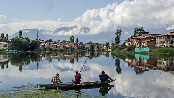 Weather remains dry in J&K