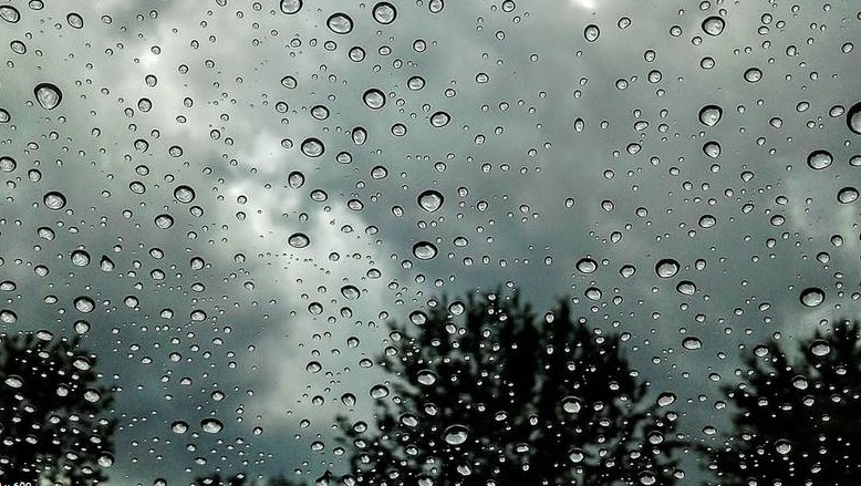 Partly cloudy sky, light rain likely in J&K