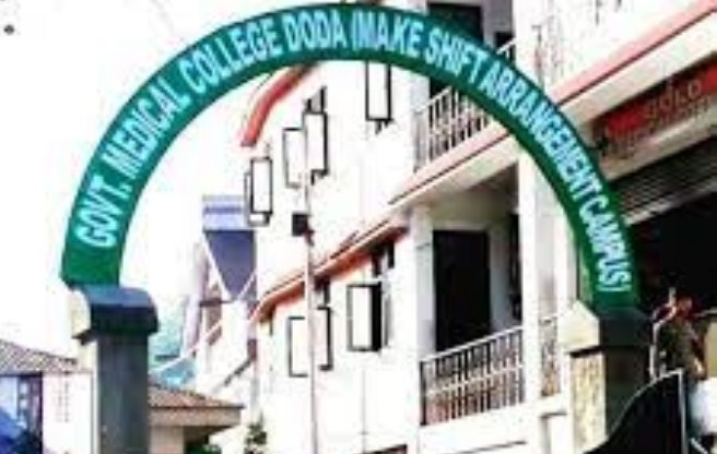 Renowned Cardio Vascular Thoracic surgeon Prof. (Dr) Noor Ali takes over as Principal GMC Doda
