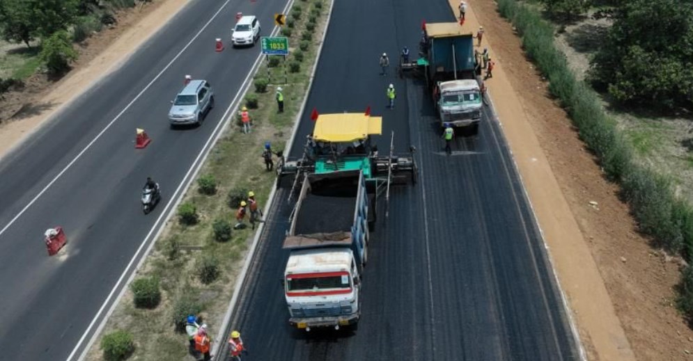 India makes world record by constructing 100 km road part of Ghaziabad-Aligarh Expressway in 100 hrs