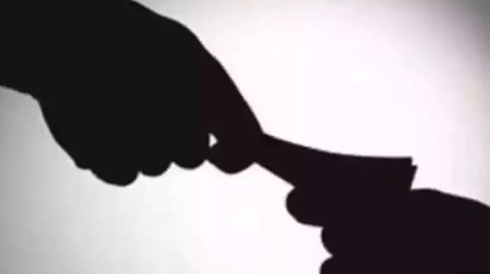 ACB traps Sarpanch Wanigan A for demanding and accepting a bribe of Rs 9000