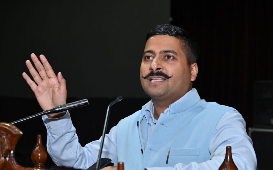 Gaurav raises alarm over crisis in Bangladesh;urges Central Govt to ensure safe return of Indian Students