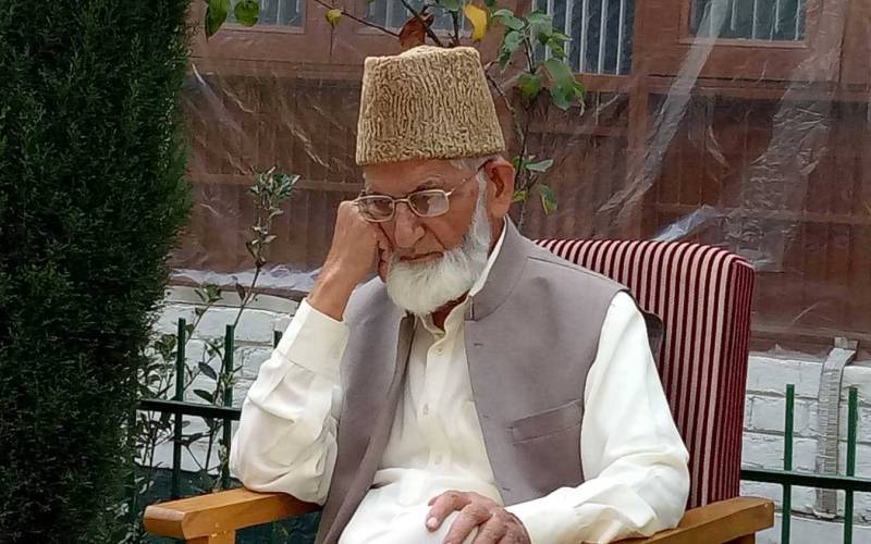 Authorities disallow Geelani's Kashmir University visit for Urdu Book Fair