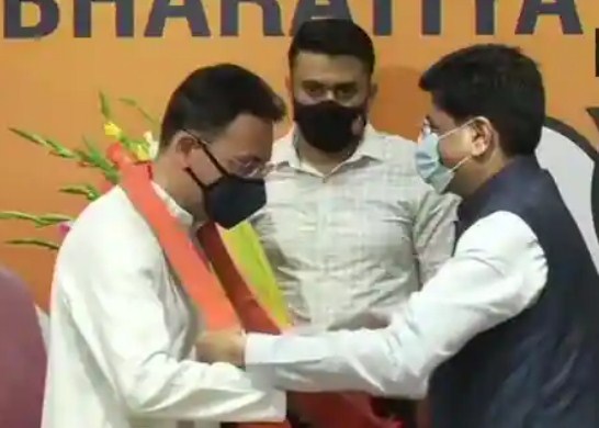 Senior Congress leader Jitin Prasada joins BJP ahead of UP polls