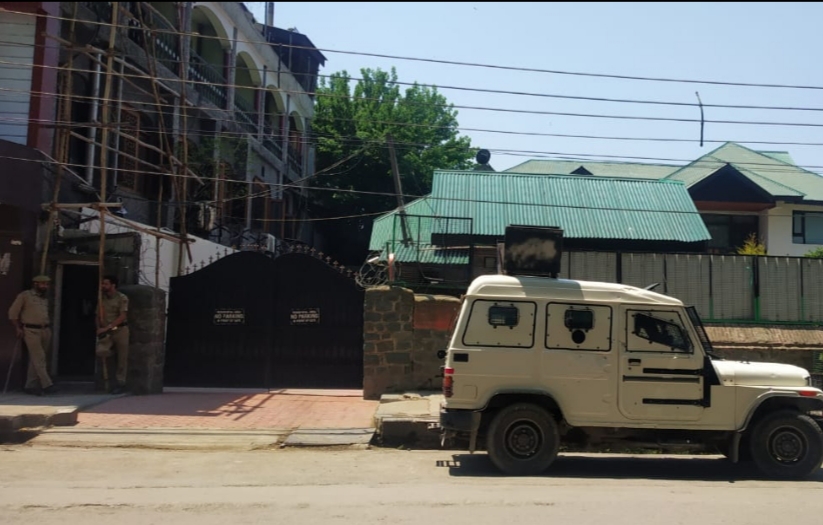 ACB team raids residences of sacked JK Bank Chairman and his brother