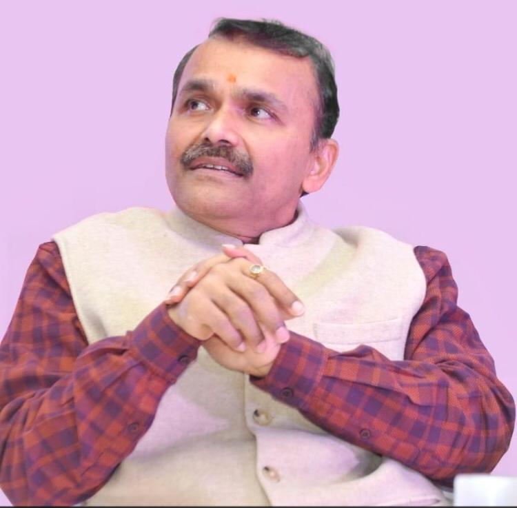 UP IAS officer Nitishwar Kumar new principal secy to LG, Pathak moved to IT