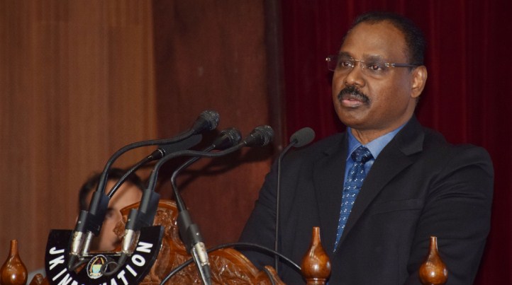 J-K will not have political vacuum for long: Murmu