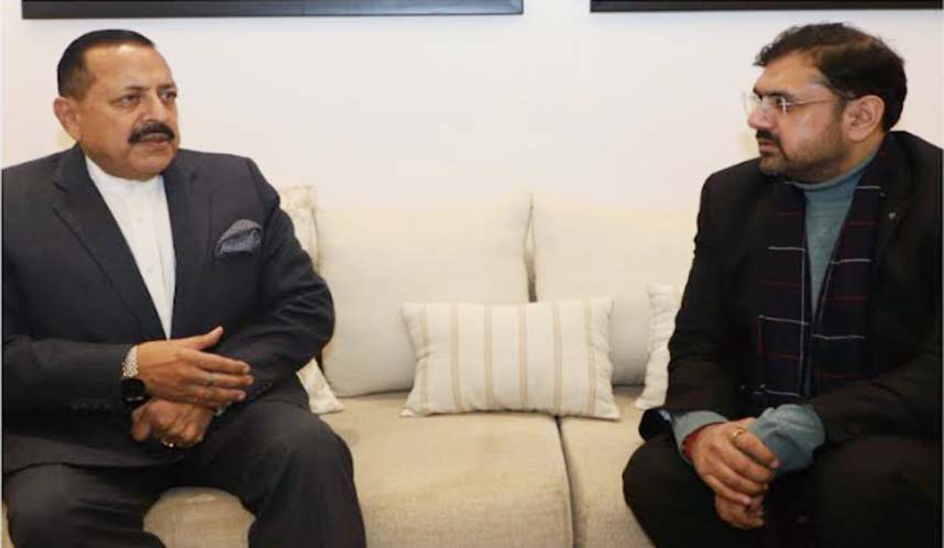 Satish Sharma calls on Union Minister Dr Jatinder Singh