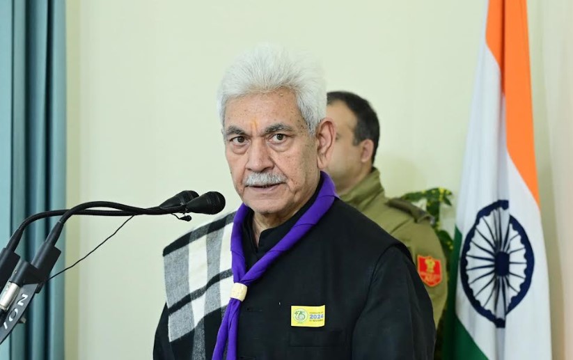 Lieutenant Governor interacts with Scouts & Guides; lauds their exemplary contribution to the society