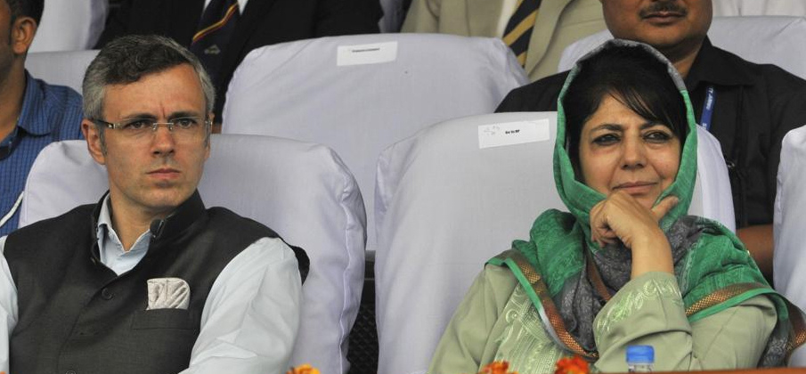 Mehbooba Mufti, Omar Abdullah engage in Twitter spat over passage of triple talaq bill