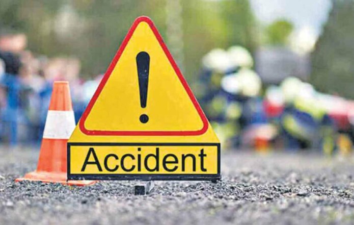 12 injured as tempo rams into wall in Rajouri