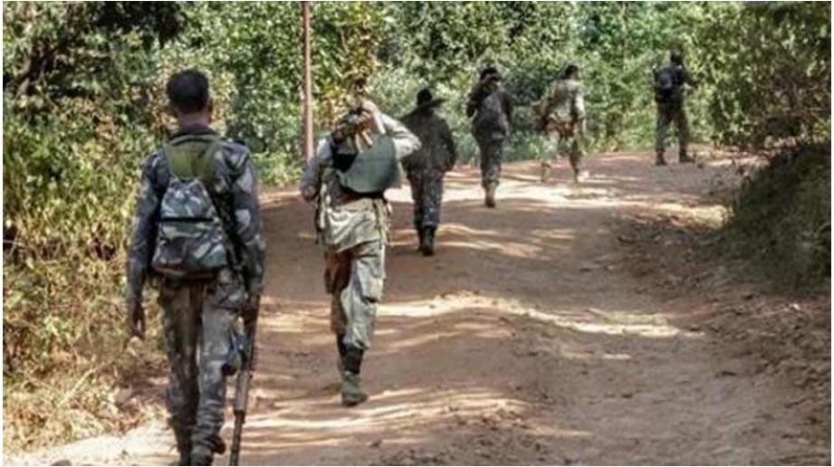 Chhattisgarh: 5 Naxal killed, 2 Jawans injured in encounter