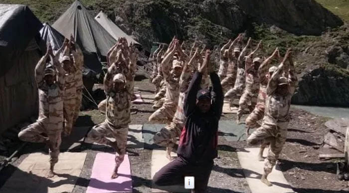 ITBP personnel practice Yoga on Amarnath Yatra route in Baltal