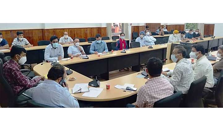 DC Jammu reviews arrangements for Independence Day celebration