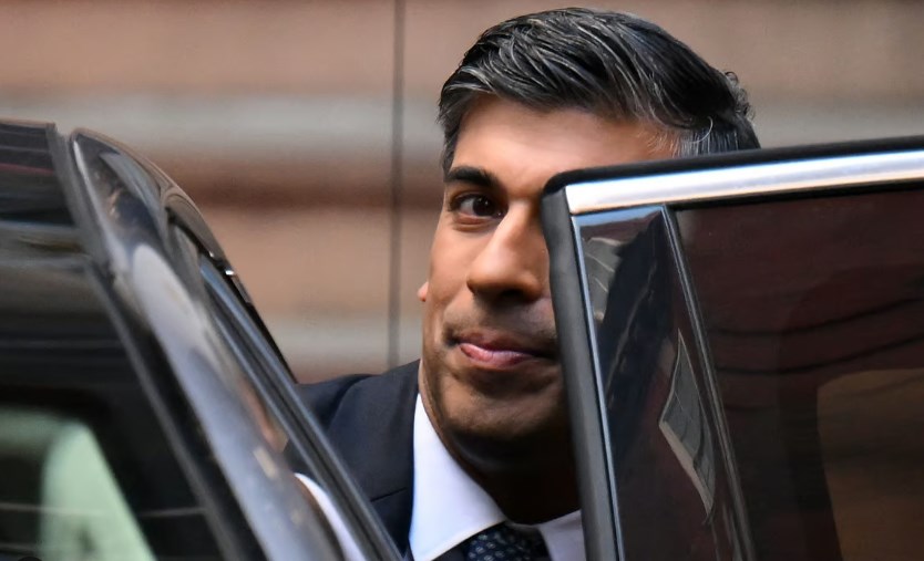 Rishi Sunak fined for not wearing seatbelt in back of car
