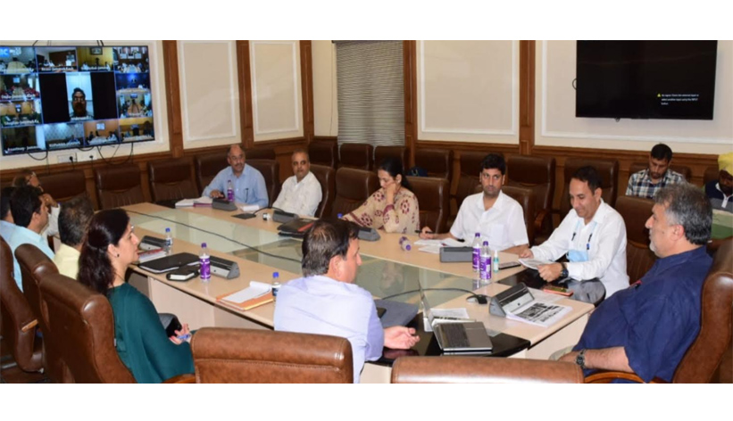Dr Samoon chairs meeting to discuss opening of new ITIs in JK
