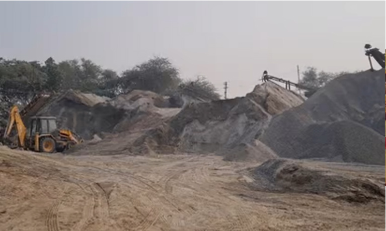 J&K: Illegal crusher, hot mix plant sealed 