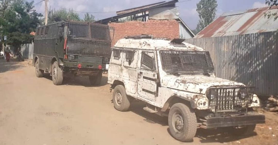NIA raids residence of LoC trader in Pulwama