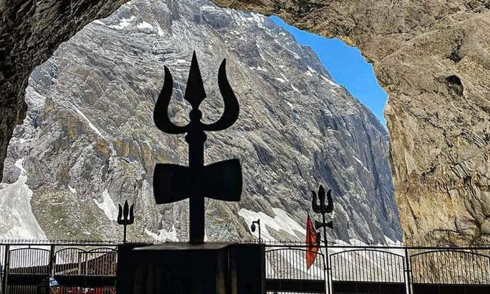 Another batch of 9,200 pilgrims leaves for Amarnath shrine