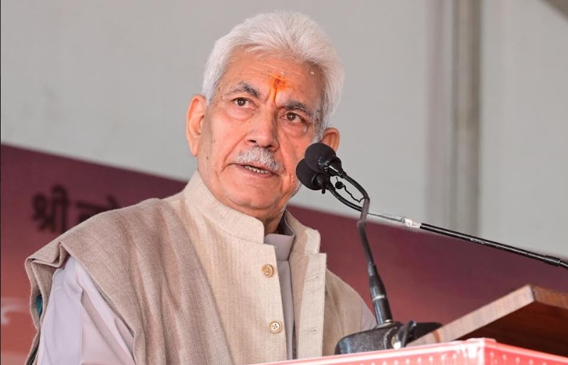 Yashwant Sinha allowed to enter Srinagar, may meet detained leaders