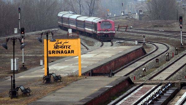 Hi-tech Vande Bharat Express to ply from October 5, now travel from Delhi to Katra in 8 hours
