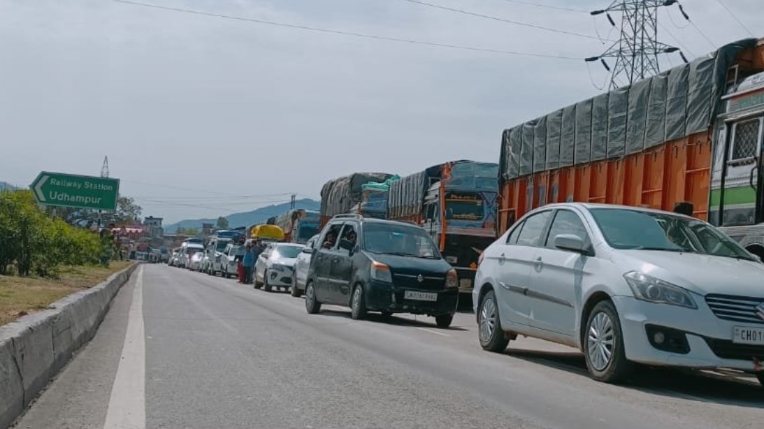 Jammu-Srinagar national highway closed for traffic after landslide