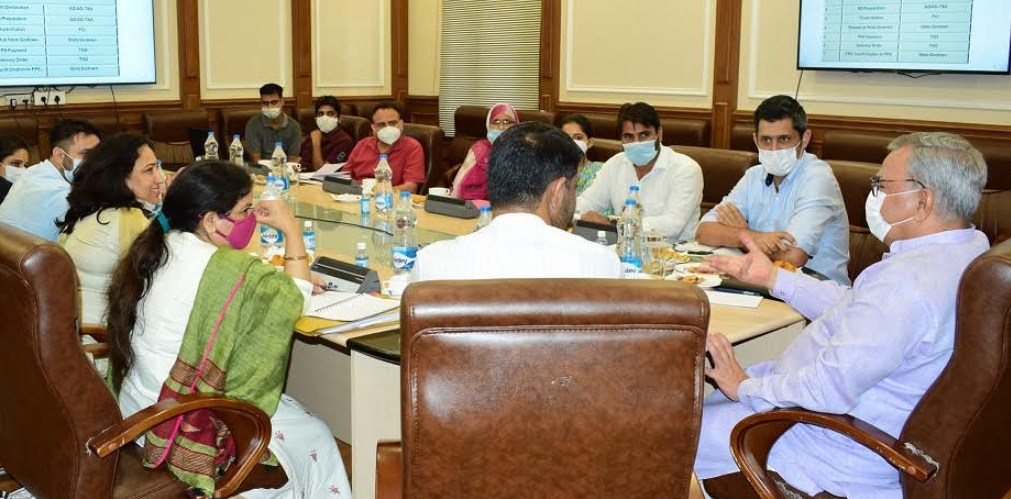 Farooq Khan reviews functioning of Food Civil Supplies & Consumer Affairs Deptt